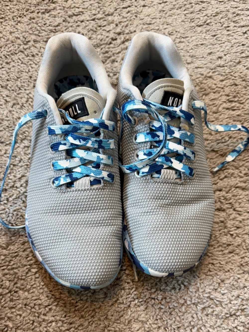 NOBULL Light Gray Sneakers with Blue Camo Laces